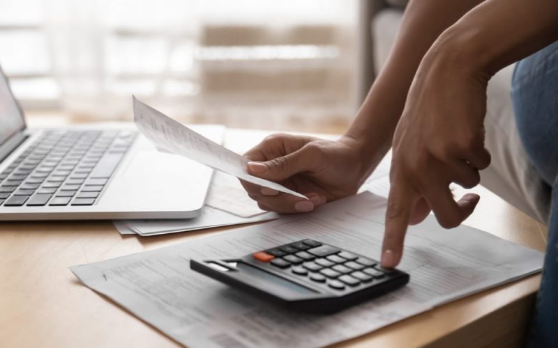 Rédaction solde compte débiteur